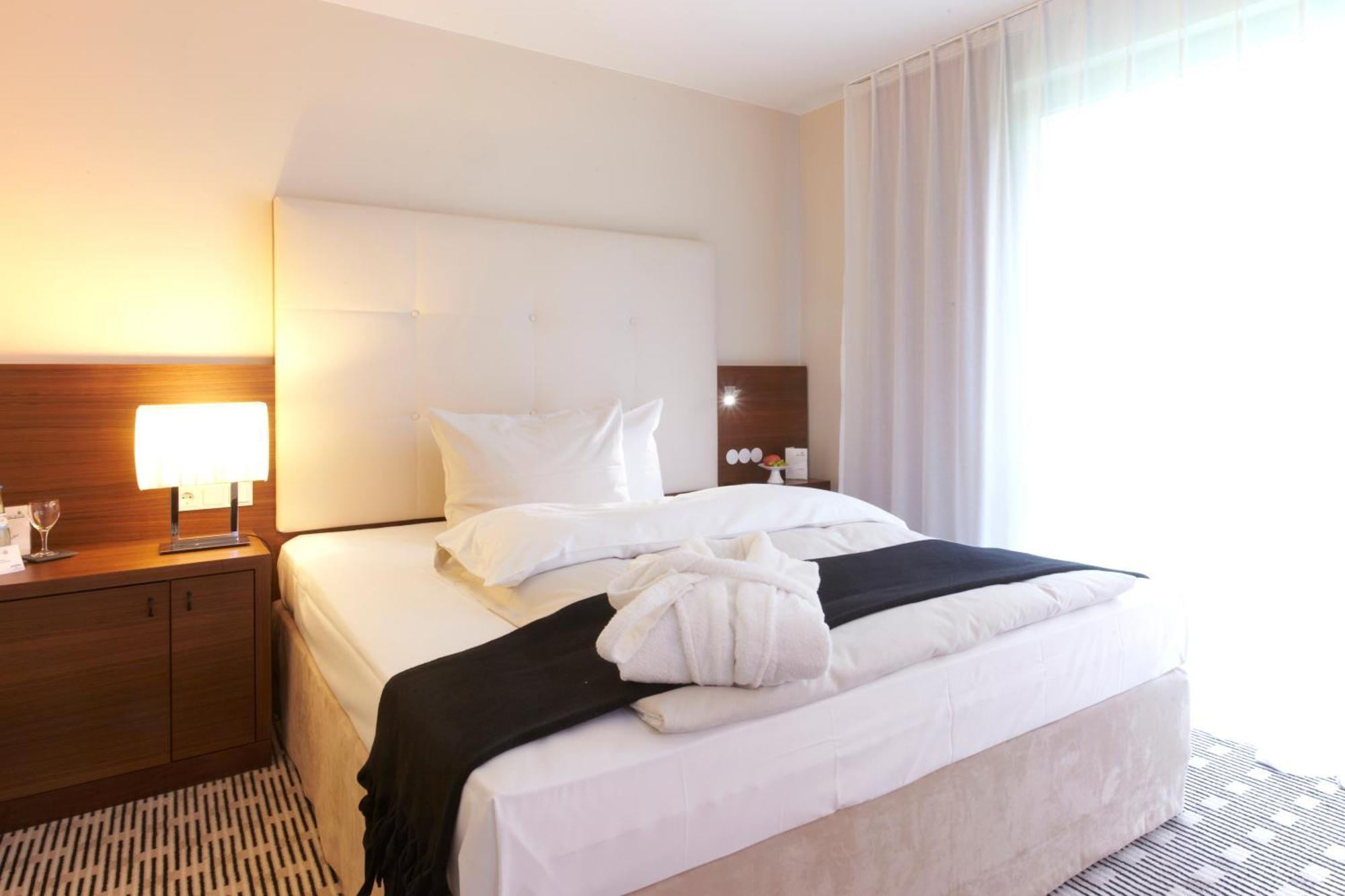 Seehotel Ketsch Schwetzingen Extérieur photo