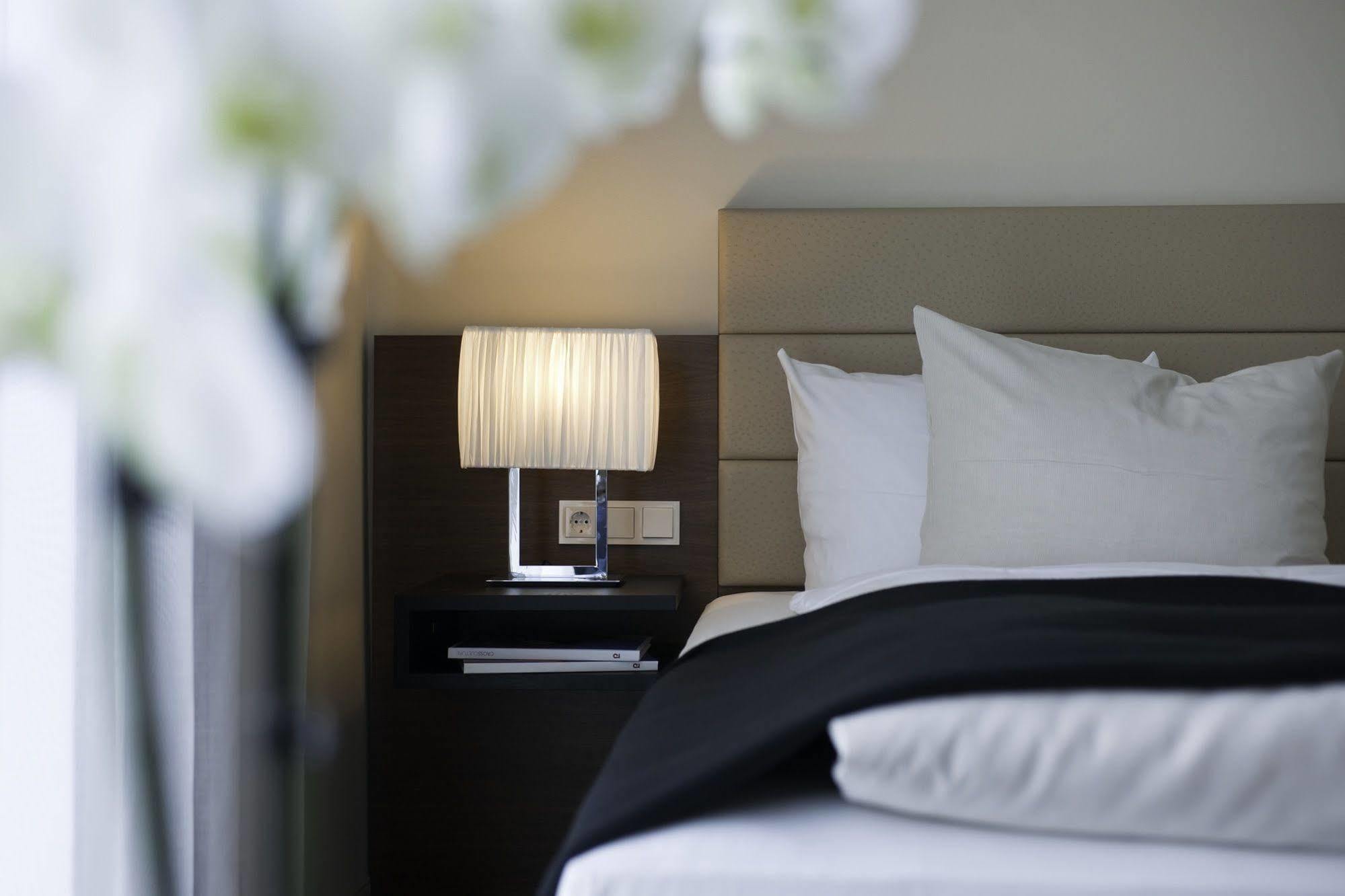 Seehotel Ketsch Schwetzingen Extérieur photo